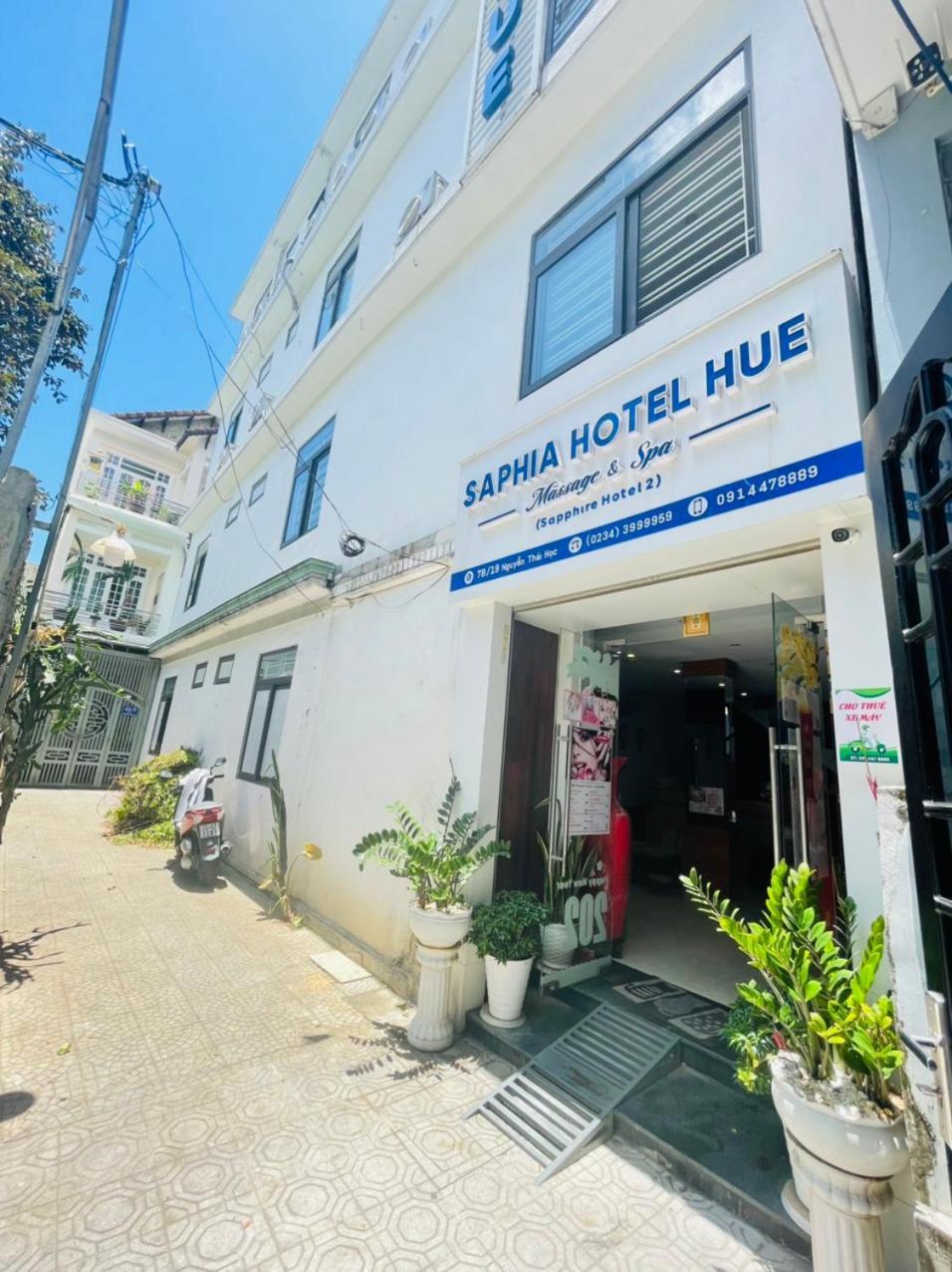 Sapphire Hotel Hue Buitenkant foto